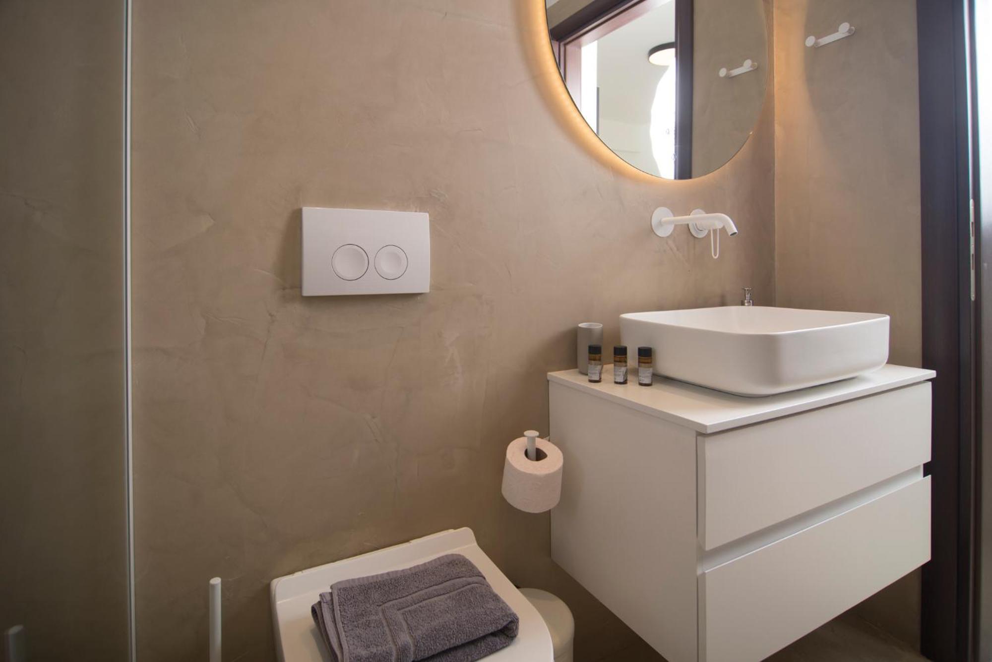 Spectacular Apartment Near Dance Hall/Center Каламата Екстериор снимка